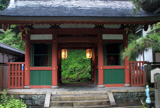 夏の嵯峨野4 愛宕寺_e0048413_20271524.jpg