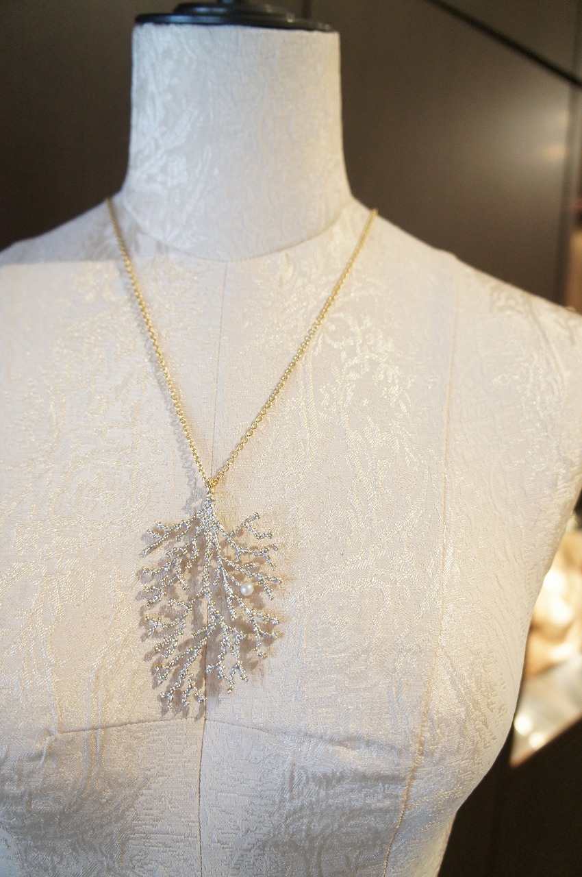 Long Necklace w VASSILISA Scarf_b0115615_1115429.jpg
