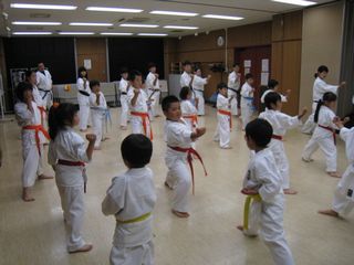 手稲教室 みんな笑顔で稽古!_c0118332_23141877.jpg