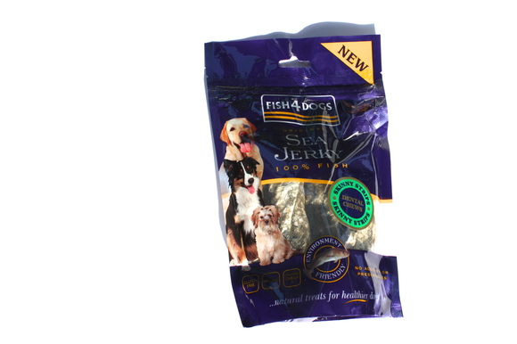 Fish 4 Dogs SEA JERKY SKINNY STRIPS  シージャーキー スキニー_d0217958_18121424.jpg