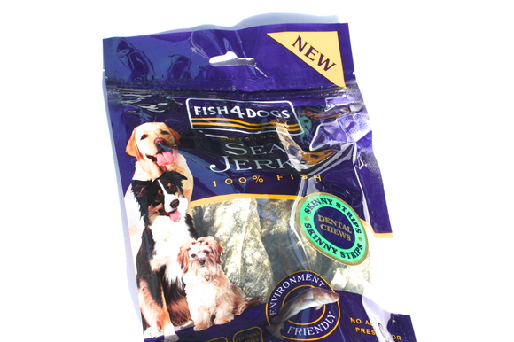 Fish 4 Dogs SEA JERKY SKINNY STRIPS  シージャーキー スキニー_d0217958_18122542.jpg