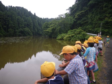 小学校の校外学習×２！_a0123836_1892310.jpg