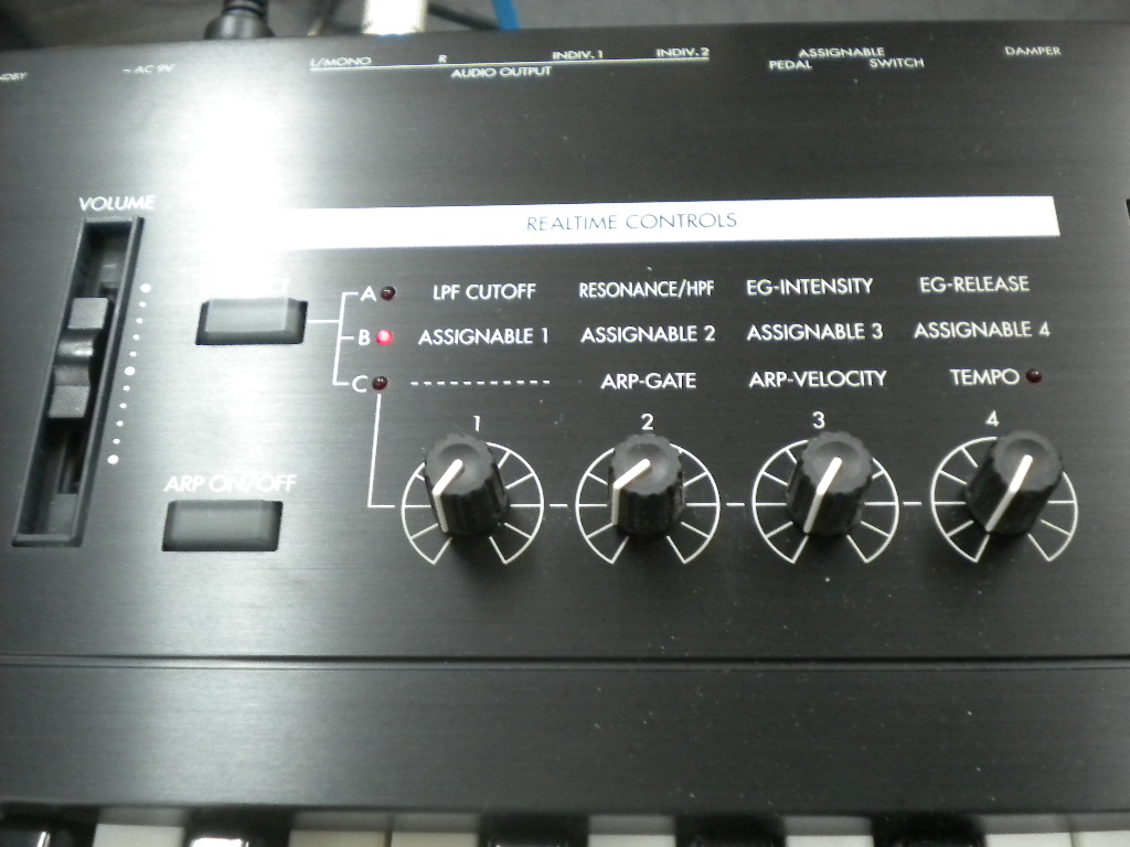 KORG TR 61試奏記 : 風流音色まねゑもん KORG TR 61試奏記 : 風流音色まねゑもん