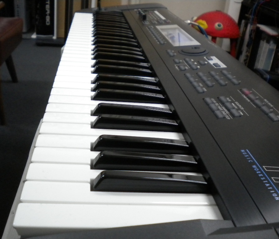 KORG TR 61試奏記 : 風流音色まねゑもん KORG TR 61試奏記 : 風流音色まねゑもん