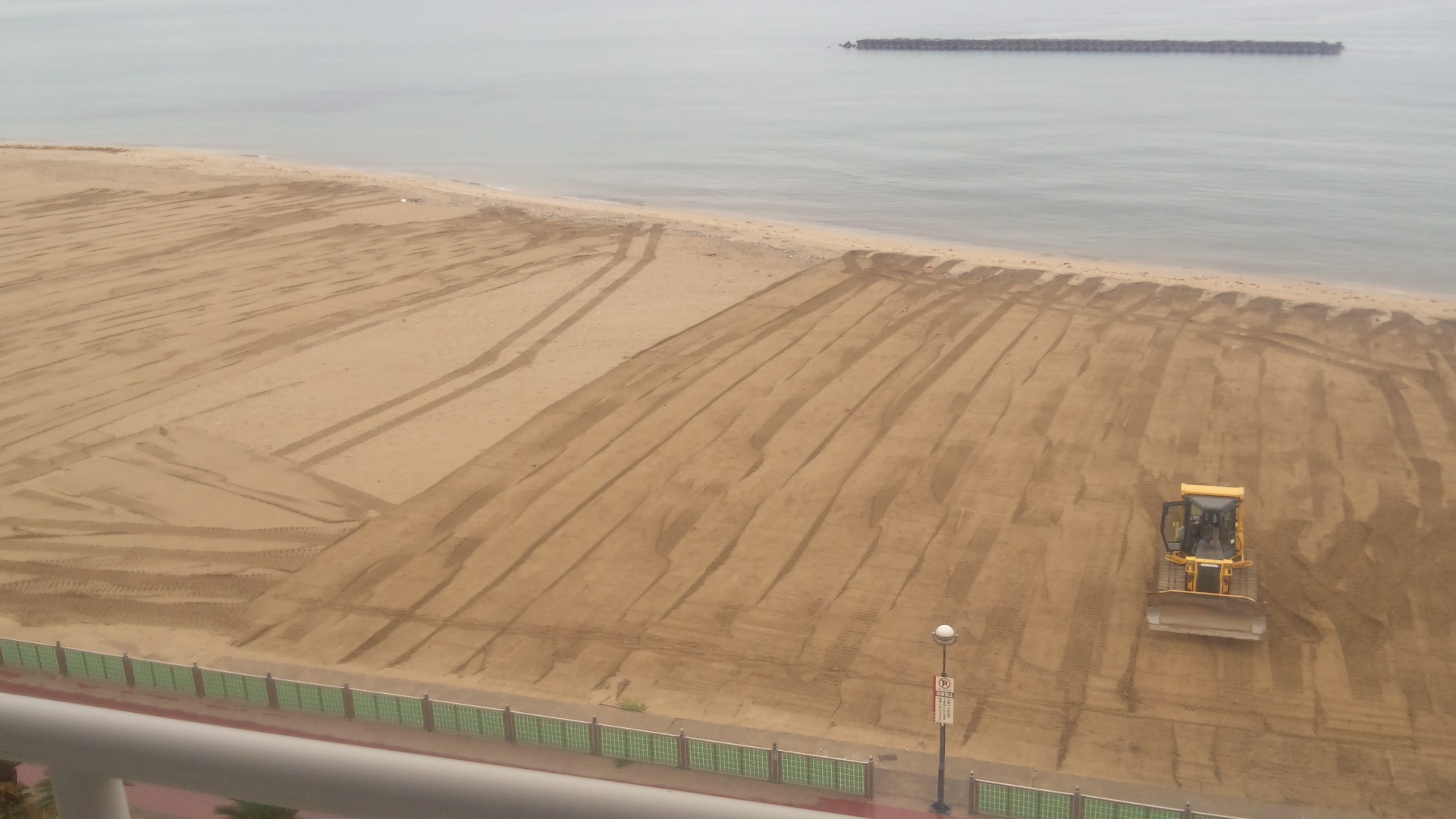 まだまだ梅雨空ですが、、夏の準備も進みます～_a0200771_23205261.jpg