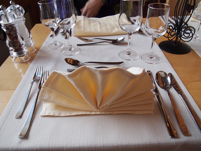 3100クルムホテルゴルナーグラートの夜ごはん ポレンタってなあに スイス13 14 Buen Viaje ブエン ビアーへ 旅と猫 3100クルムホテルゴルナーグラートの夜ごはん ポレンタってなあに スイス13 14 Buen Viaje ブエン ビアーへ 旅と猫