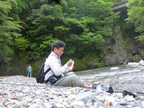 アマゴが釣れるか?野洲川上流へ釣り行_b0100062_17454965.jpg