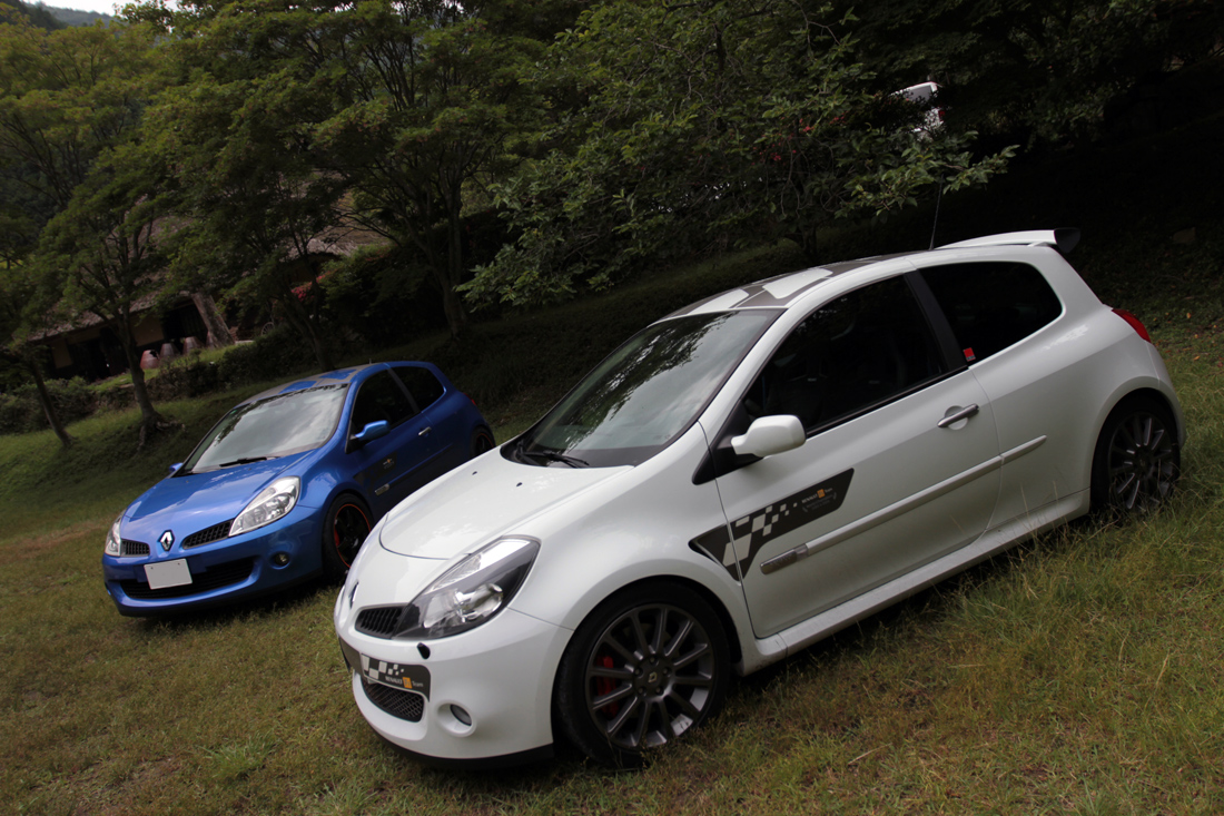 CLIO R27 albi blue & Glacier white_e0190023_2155408.jpg
