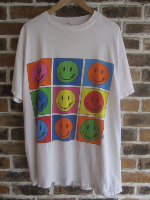 80~90's Smile Face T-Shirts!! : ONLINE STORE NEWAIR used & vintage 