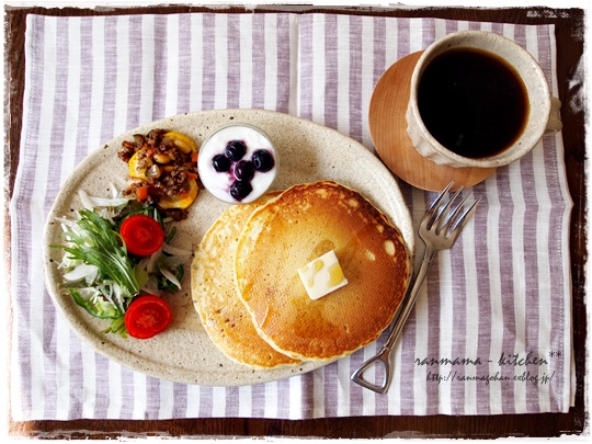 パンケーキの朝ごはん Ranmama Kitchen