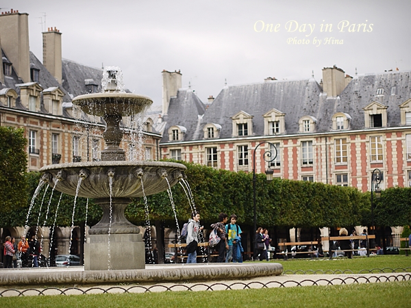 Paris - June 22, 2013:    Place des Vosges ヴォージュ広場までお散歩_f0245680_7194625.jpg