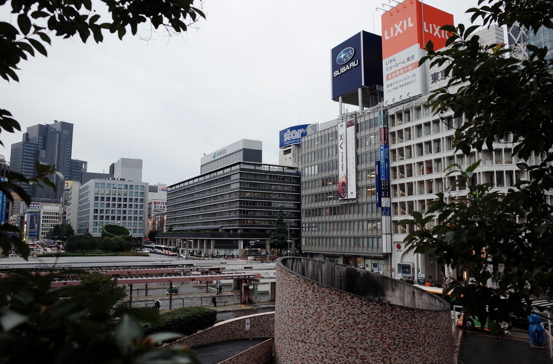 リコーのｇｒで雨の東京スナップシュート 私のデジタル写真眼