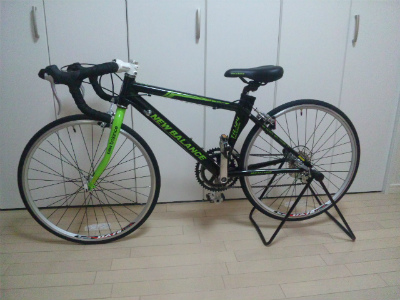 new balance TAJ24 : 梨っ子アスリート 泳いで、漕いで、走る