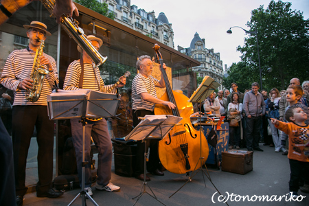 フランス夏至の日の「音楽祭り」(Fête de la musique)_c0024345_5531172.jpg