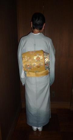 和裁士の後輩の着物姿・着物を捨てないで!_f0181251_17215657.jpg