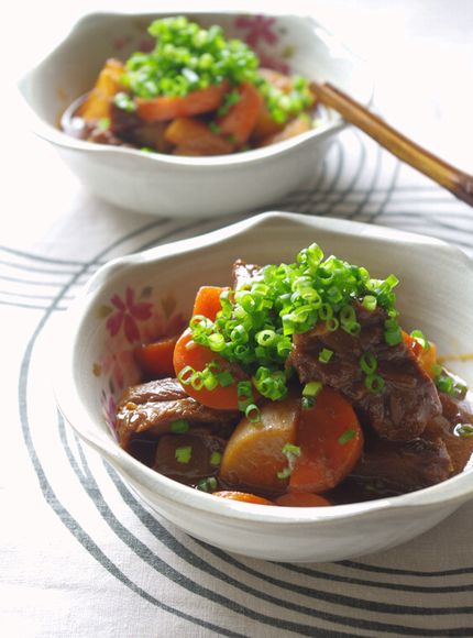 松阪牛すね肉と大根のみそ煮_f0168317_19462828.jpg