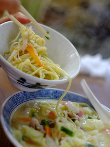 「福岡・糸島　角屋食堂　ちゃんぽん、炒飯、ポークチャップ、洋風丼」_a0000029_1593576.jpg