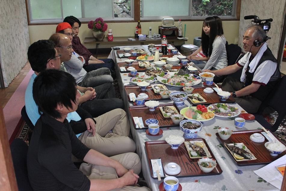 新企画　観光定置網漁・カモメの餌付け・採れたて鮮魚の朝食付きプラン_a0112066_17521316.jpg