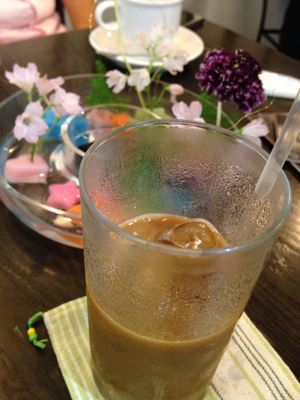 安達旬吉展_e0136066_2213435.jpg