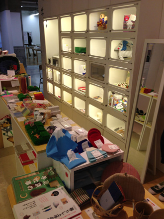 3331 Arts Chiyodaで引き続き作品販売中_c0060143_2043326.jpg