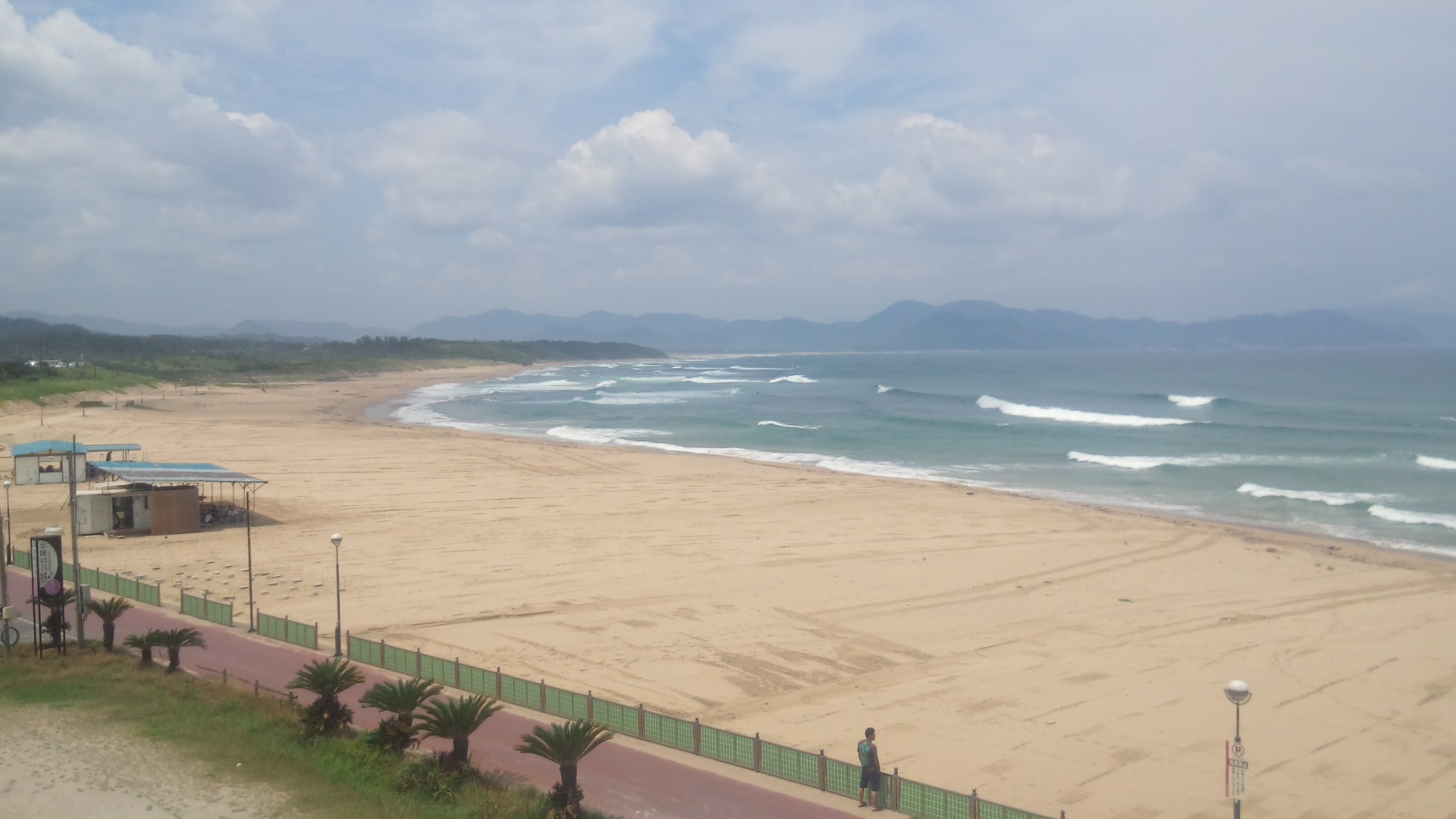 今日の海はこんな感じ~_a0200771_1692047.jpg