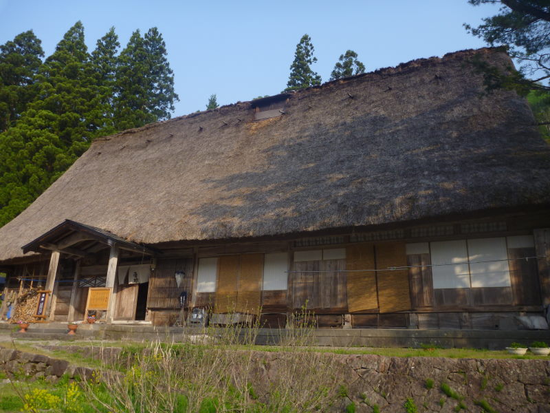 山間に突如として現れた昔話の世界：世界遺産・相倉合掌造り集落-初ロード旅・鈴鹿を目指して⑥_e0138081_5222731.jpg