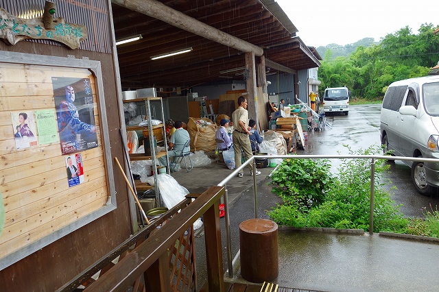 篠山、いぬいふくし村さんへ_a0277483_23473819.jpg