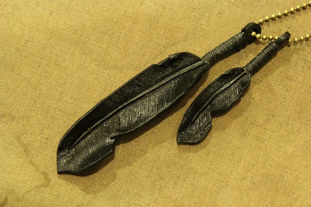 Leather  Feather ネックレス_d0121303_1739776.jpg