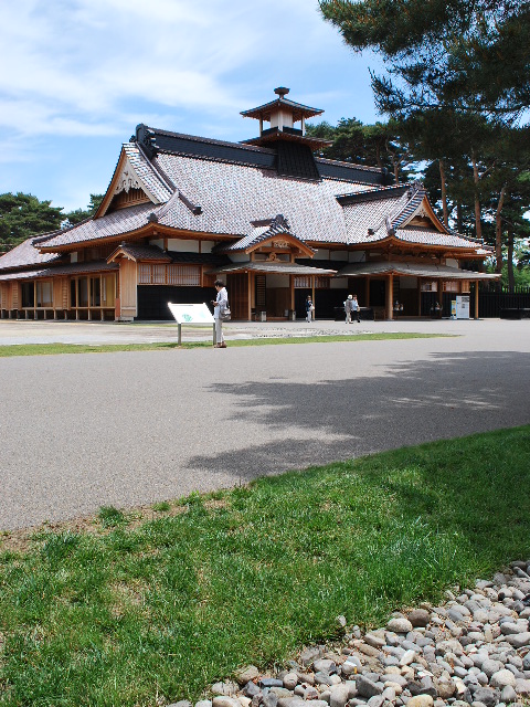 函館五稜郭の旧箱館奉行所(函館レプリカ建築探訪)_f0142606_5304481.jpg