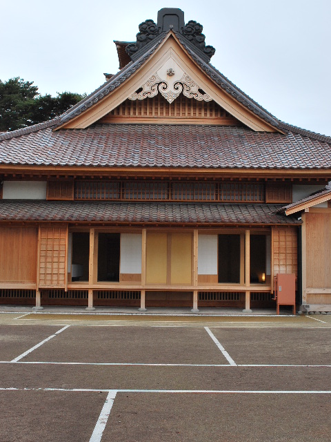 函館五稜郭の旧箱館奉行所(函館レプリカ建築探訪)_f0142606_621749.jpg