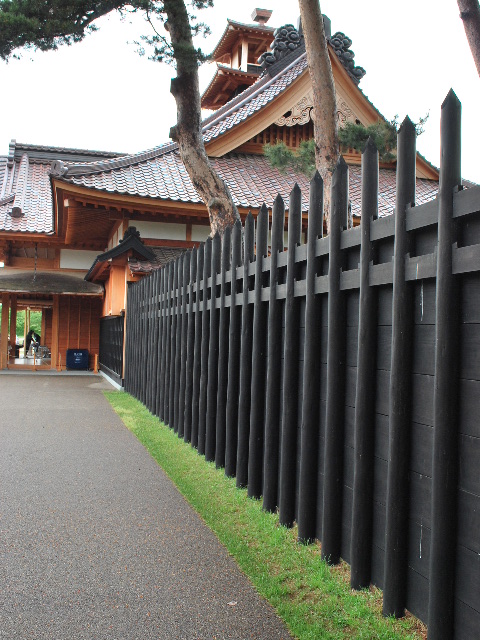 函館五稜郭の旧箱館奉行所(函館レプリカ建築探訪)_f0142606_631010.jpg