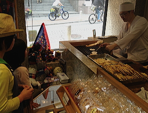 浪花家総本店の鯛焼き　～　東京タワーへ_e0090926_11293842.jpg