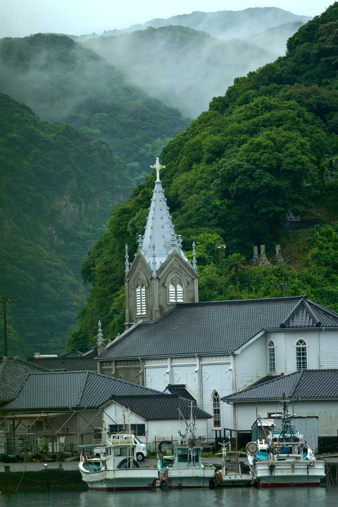 梅雨期の天草西海岸③（崎津）_d0238245_22395010.jpg