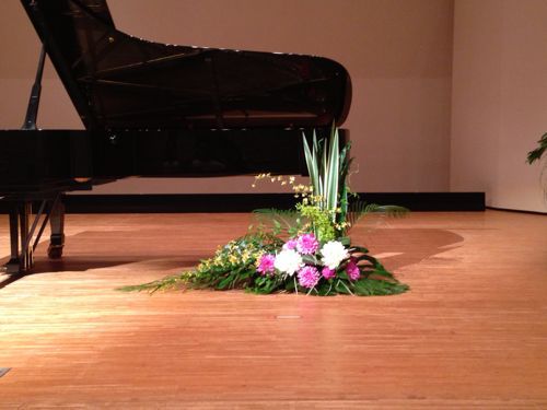 ピアノ発表会 舞台装飾 Flowers 請西東のお花屋さん
