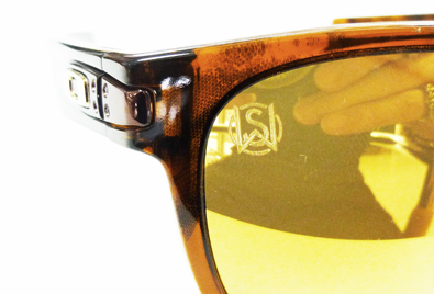 OAKLEY SHAUN WHITE(ショーン・ホワイト)シグネチャーモデルGRAGEROCK入荷!_c0003493_10253559.jpg