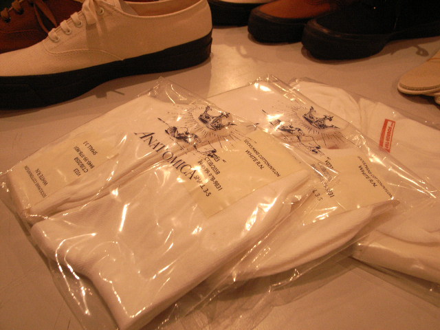 \"ANATOMICA FAIR UK SOCKS WHITE SMALL 2P SET\"ってこんなこと。_c0140560_12135751.jpg
