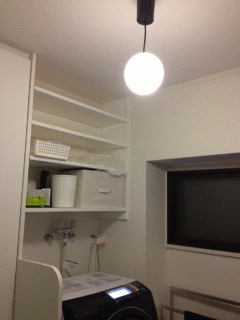 やっと照明が付きました(#^.^#)_f0243509_1440351.jpg