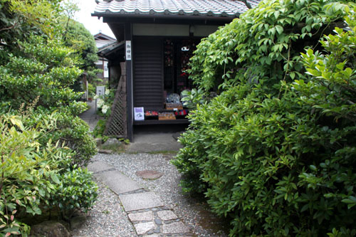 上賀茂神社 社家の家並_e0048413_22334094.jpg