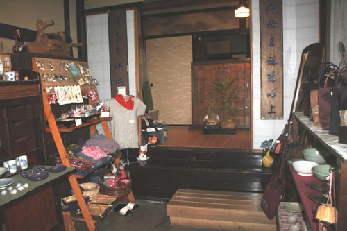 上賀茂神社 社家の家並_e0048413_2234244.jpg