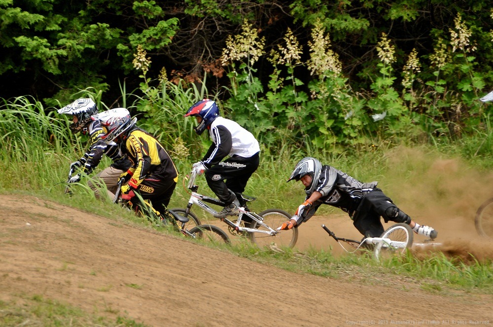 ２０１３JOSF 緑山６月定期戦VOL3：BMX３０オーバー決勝　動画あり_b0065730_15554378.jpg