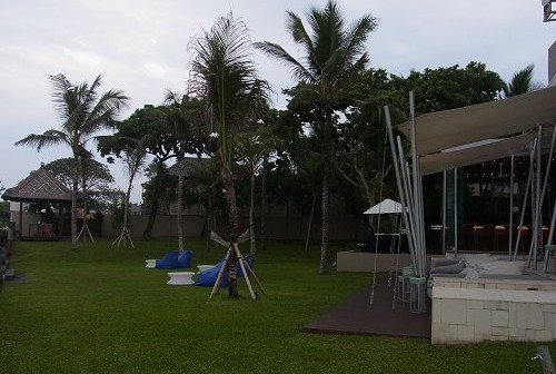 夕刻をW Lounge で過ごす @ W Retreat & Spa Bali (\'13年5月)_a0074049_1726338.jpg