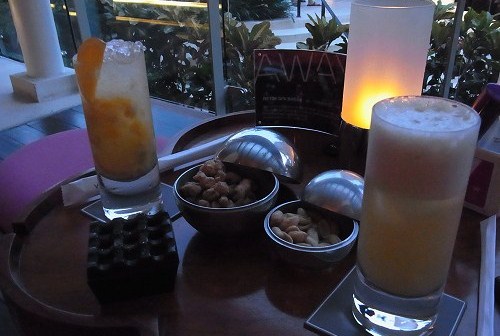 夕刻をW Lounge で過ごす @ W Retreat & Spa Bali (\'13年5月)_a0074049_17342425.jpg