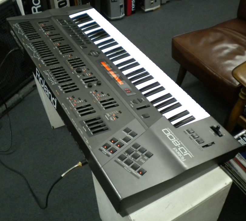 Roland JD-800試奏記 : 風流音色まねゑもん Roland JD-800試奏記 : 風流音色まねゑもん