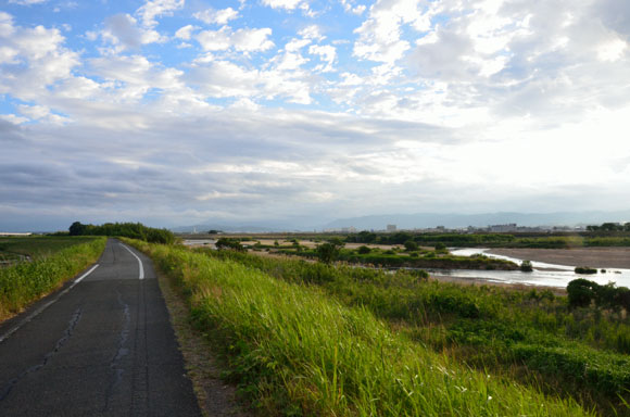 早朝散歩 流れ橋2_e0164563_12111153.jpg