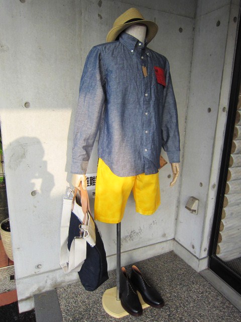 Kato BASIC ・・・ Light Shambre B/D SHIRTS 。。。夏用の薄手Shambre シャツです♪♪♪_d0152280_21453729.jpg