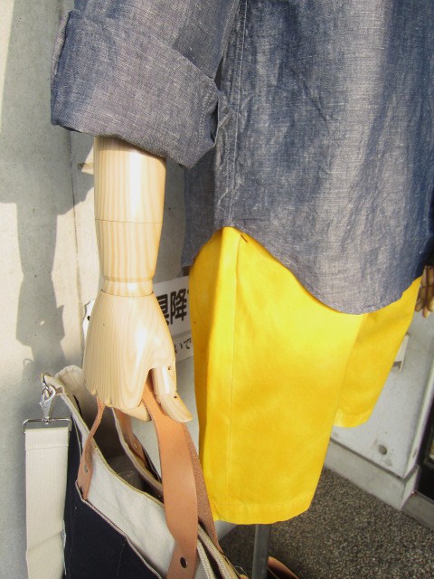Kato BASIC ・・・ Light Shambre B/D SHIRTS 。。。夏用の薄手Shambre シャツです♪♪♪_d0152280_21465218.jpg