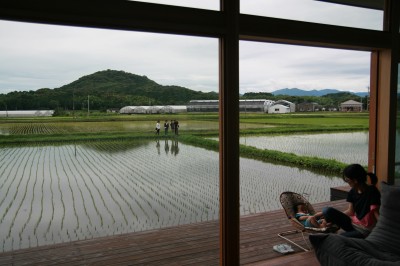 「田園を望むFLAT HOUSE」の完成見学会を開催しました♪_e0029115_18131730.jpg