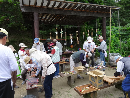 会員がふくろう笛作りに挑戦 in うみべの森_c0108460_20233813.jpg