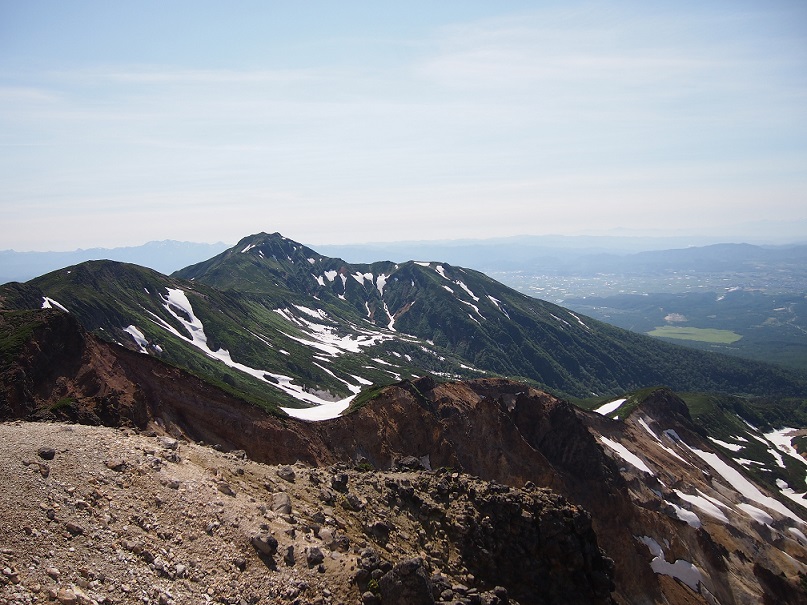 【後編】　初めての十勝連峰縦走♪　富良野岳～上ホロまで。_b0281366_15531094.jpg