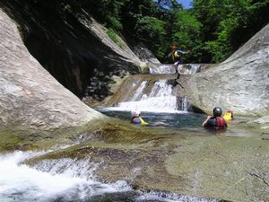 「水の遊び」本番だ!!_a0096989_17435023.jpg